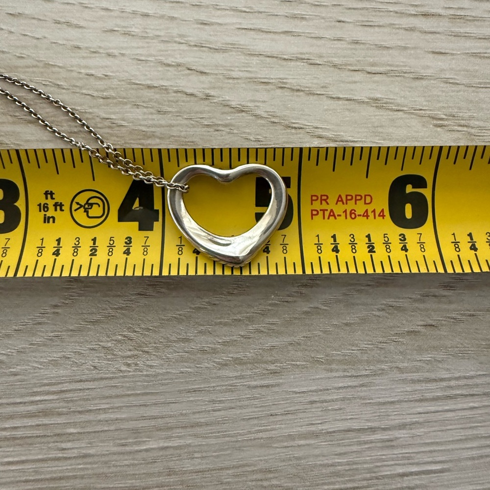 Tiffany & Co. Peretti Open Heart Silver Pendant Necklace - Picture 4 of 4